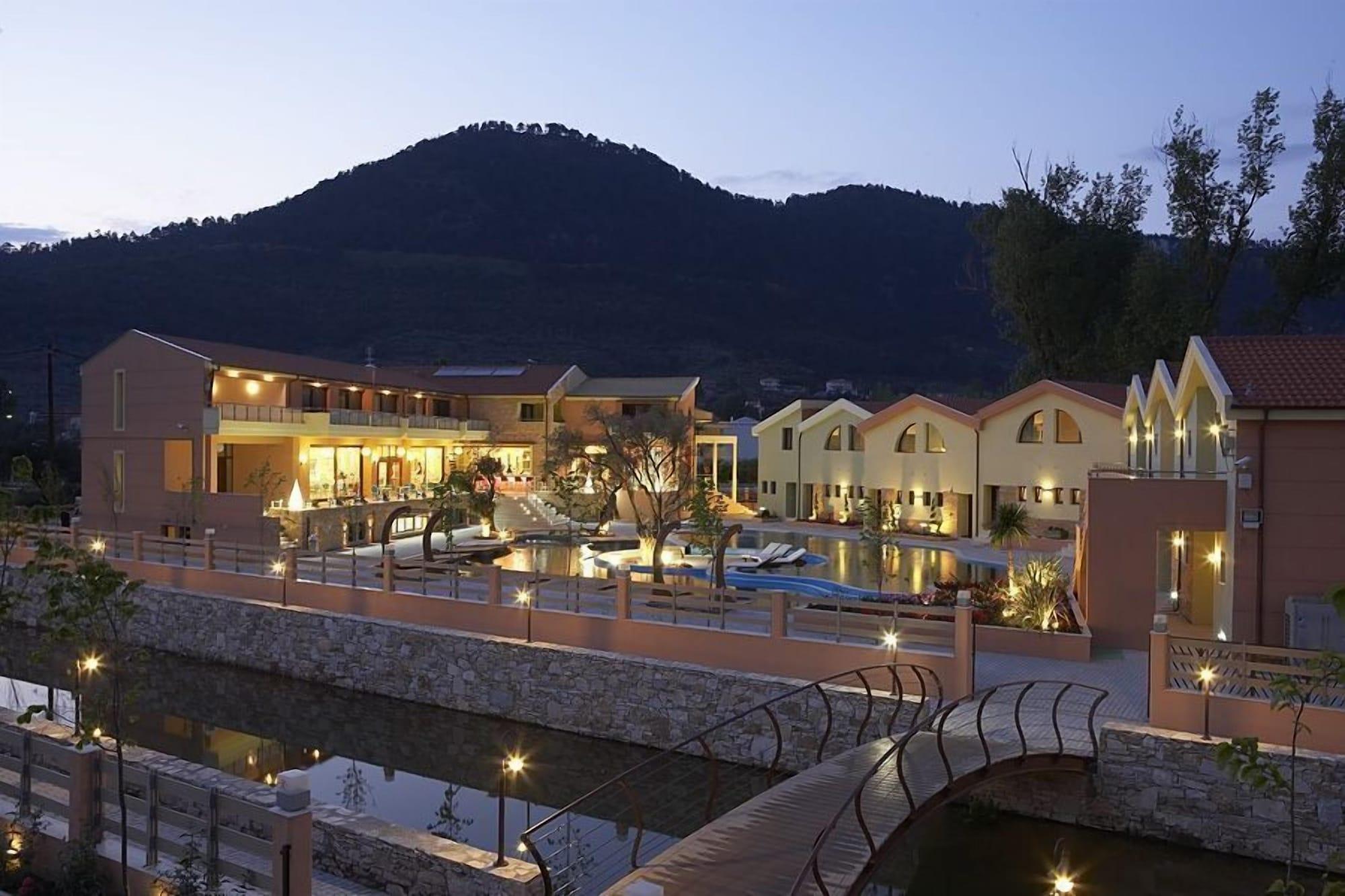 Alexandra Golden Boutique Hotel-Adults Only 크리시 아모우디아 외부 사진