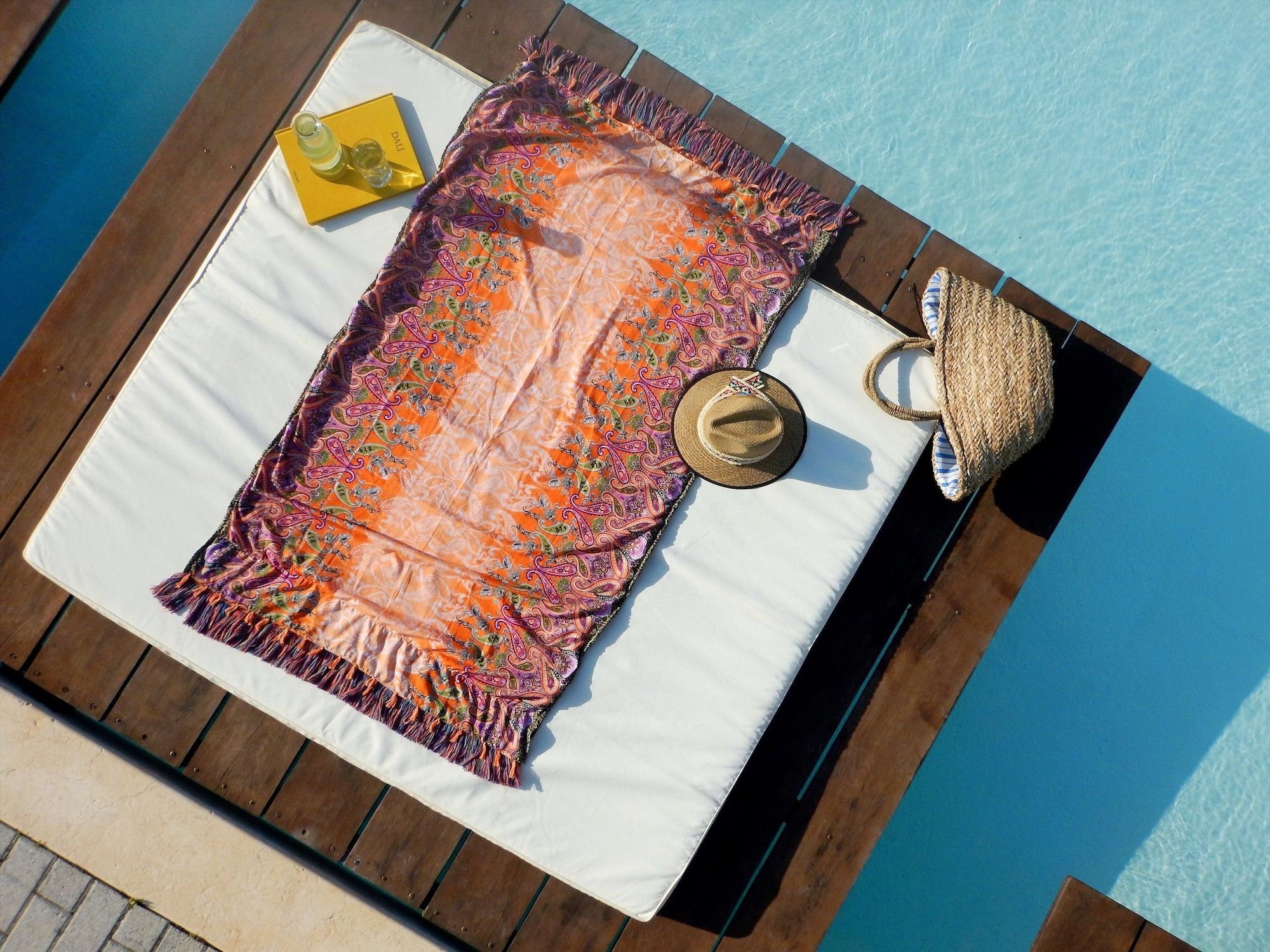 Alexandra Golden Boutique Hotel-Adults Only 크리시 아모우디아 외부 사진