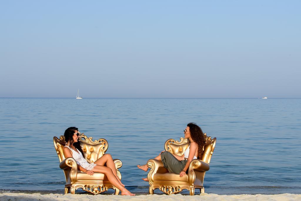 Alexandra Golden Boutique Hotel-Adults Only 크리시 아모우디아 외부 사진